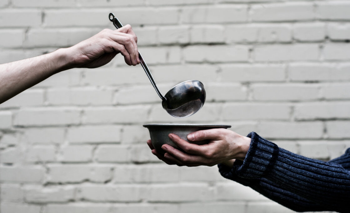 Robins Financial Credit Union helps feed the hungry