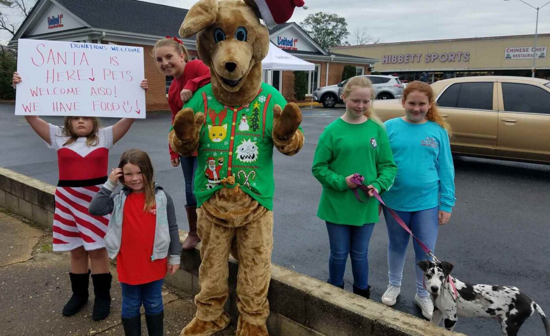 United 1st Federal Credit Union raises funds for Faithful Hearts Animal Shelter