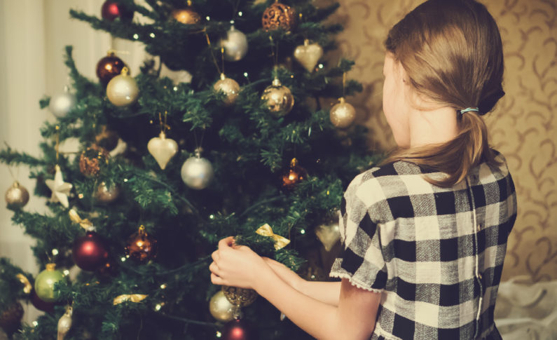 Local school children deck the halls at DOCO Credit Union