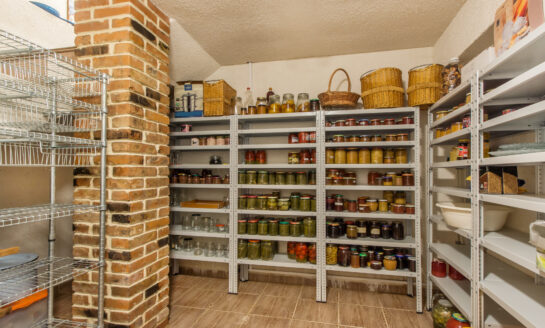Peach State Federal Credit Union donates food to local pantry