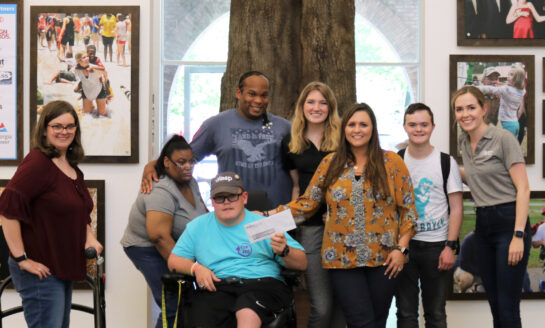 Robins Financial Credit Union support Extra Special People