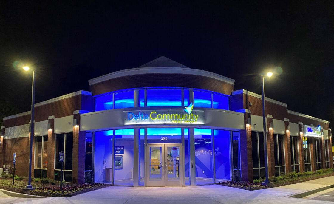 Delta Community Opens New Branch in Woodstock