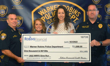 Robins Financial Sponsors 2022 WRPD Glow Run