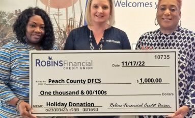 Robins Financial Credit Union’s 25 Days of Holiday Giving