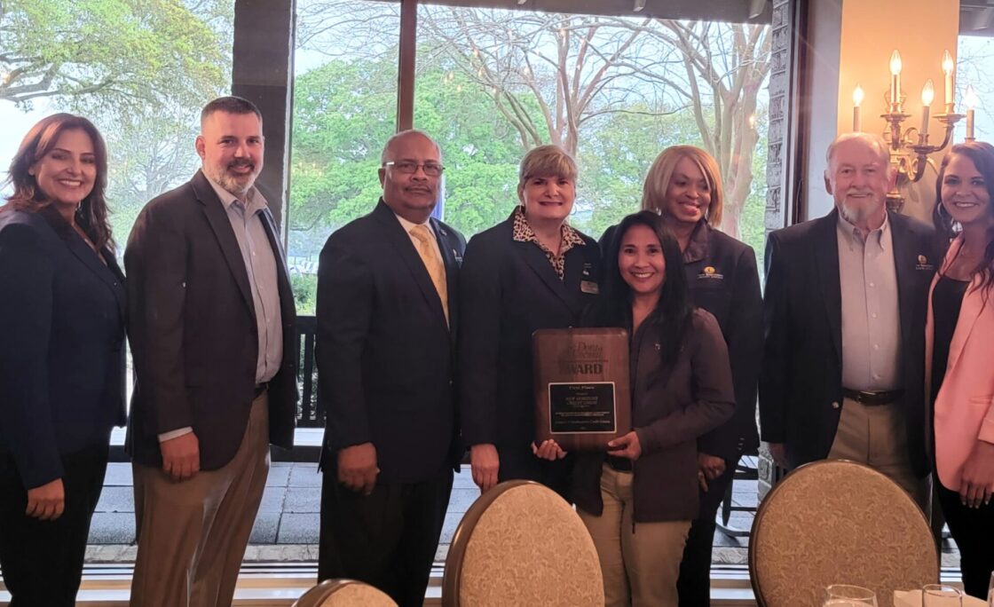 New Horizons Credit Union Earns Dora Maxwell Social Responsibility Community Service Award
