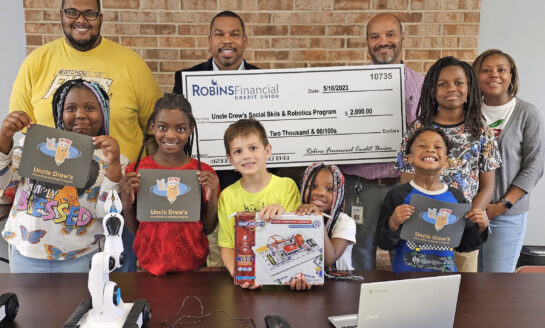 Robins Financial Credit Union Helping Kids at Camp