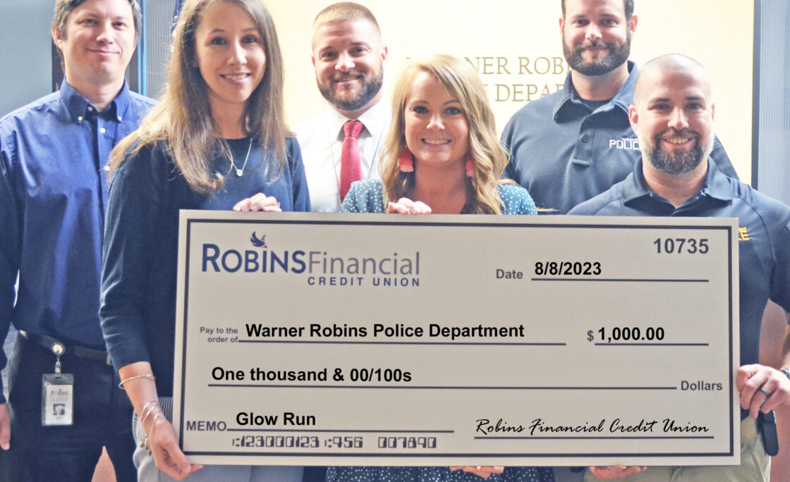 Robins Financial Sponsors 2023 WRPD Glow Run