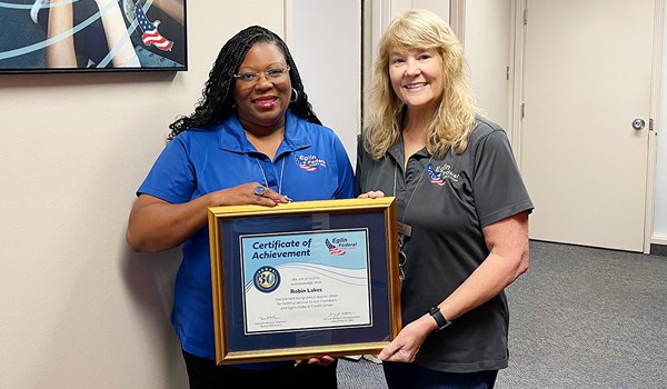 Eglin Federal Credit Union recognizes Human Resources Supervisor Robin Lakes for 30 years of service