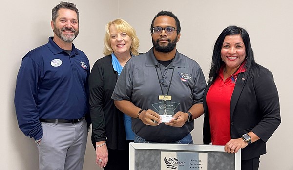 Tommy Tensley Receives Eglin Federal Credit Union’s 5-Star Employee Award for the 3rd Quarter