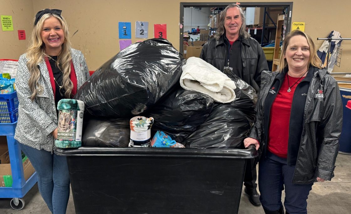 Credit Union of Georgia Community Foundation, Inc.  Donates Over 100 Coats and Blankets to MUST Ministries