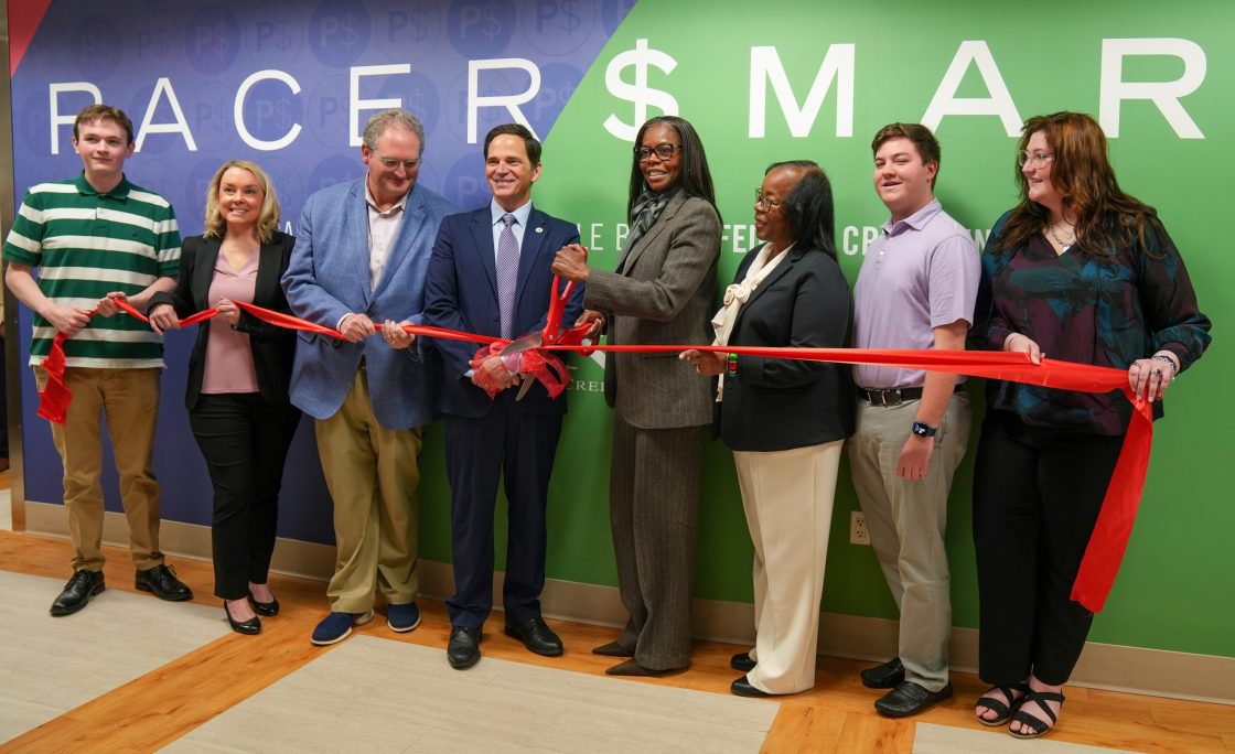 USCA and SRP Federal Credit Union Unveil New Pacer $mart Classroom