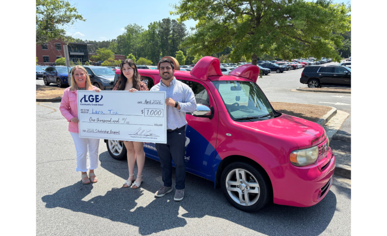 LGE Community Credit Union Awards Scholarships to Local High School Students