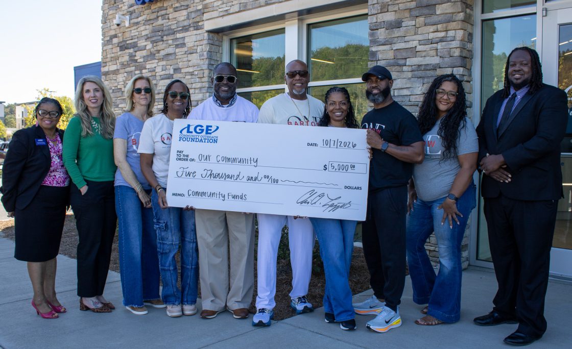 LGE Community Outreach Foundation donates $20,000 to local nonprofits during Cartersville Giving Day